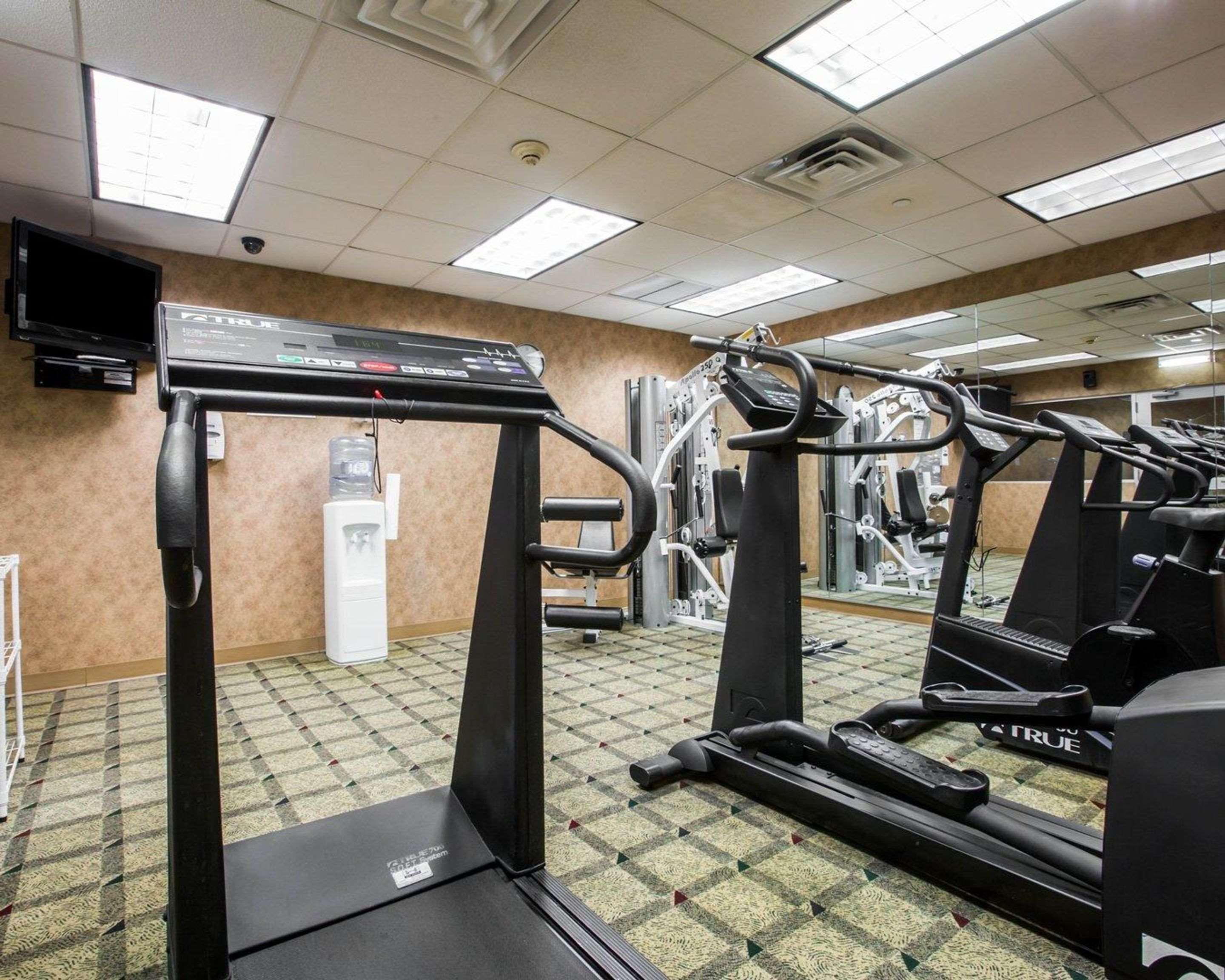 Holiday Inn Express & Suites Hawthorne - Elmsford North By Ihg Екстер'єр фото